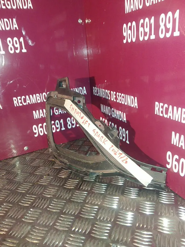 rejilla faro antiniebla chevrolet spark 2019/20