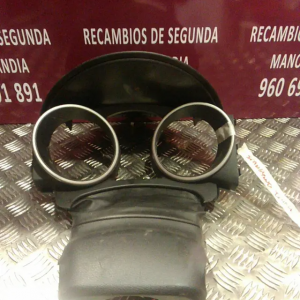 carcasa cuadro instrumentos ssangyong tivoli