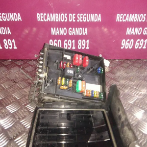 caja reles grupo vag