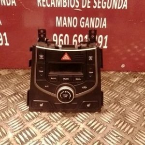 Mando climatizador Hyundai Elantra 2011/16