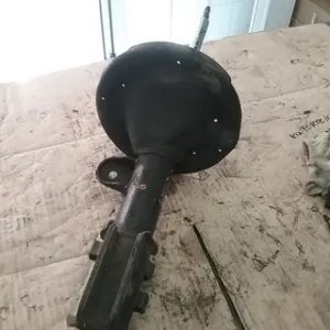 AMORTIGUADOR KIA CARNIVAL 2005