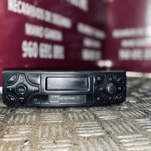 Audio sistema radio Mercedes Clase C (W203)