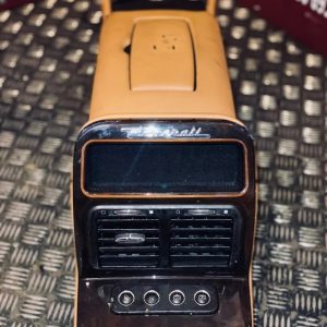 Apoyabrazos Maserati Quattroporte 2005