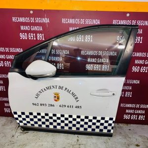 Puerta delantera izquierda Peugeot 2008