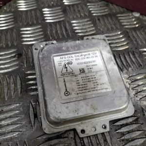 Centralita faros xenon mercedes 5DC00906020