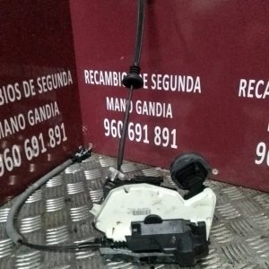 Cerradura puerta Volkswagen golf 6 2008/12