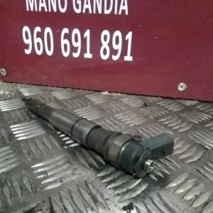 Inyector bmw 7793836