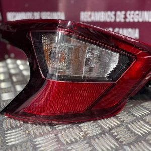 PILOTO TRASERO IZQUIERDO NISSAN MICRA V K14