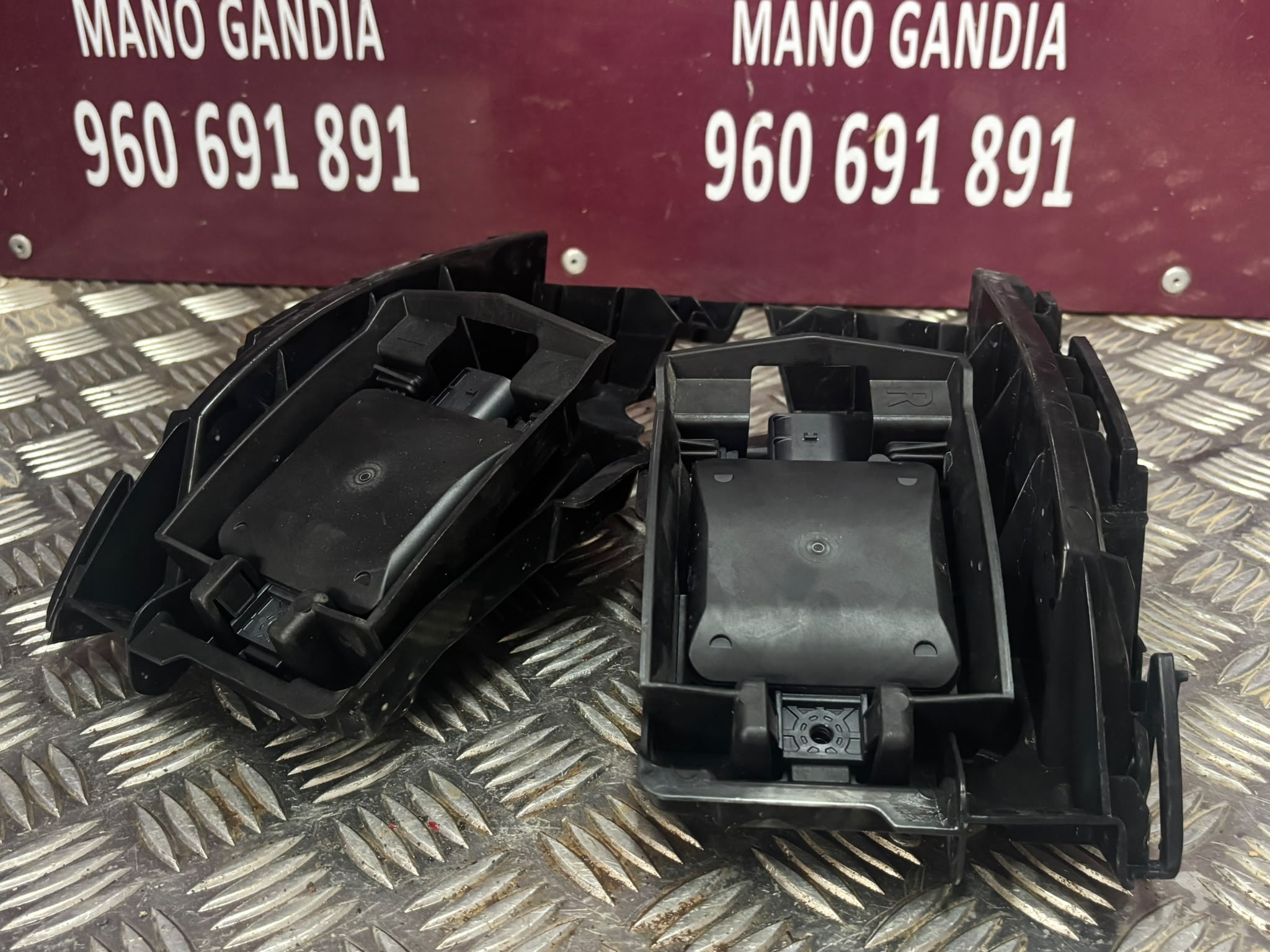 SOPORTES TRASEROS Y SENSORES DE ANGULO VW T-CROSS